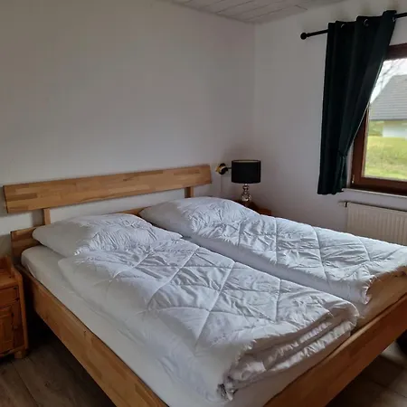 34 Im Seepark Von Kirchheim * Kirchheim (Hessen)