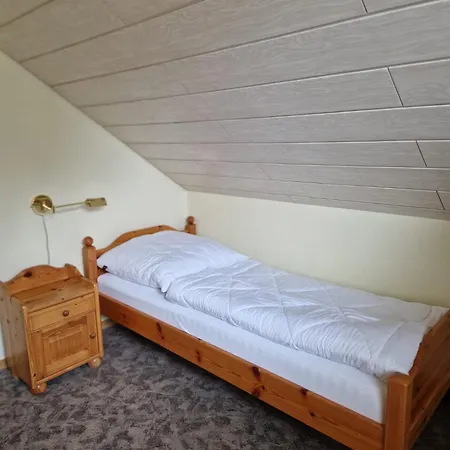 34 Im Seepark Von Kirchheim (Hessen)